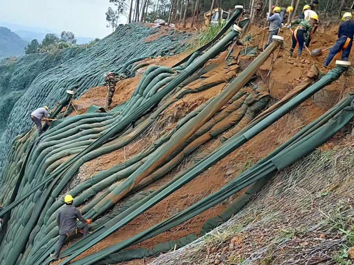 生態(tài)袋施工現(xiàn)場(chǎng)